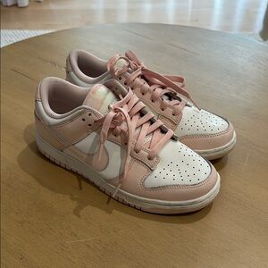 Used Baby Pink Nike Dunks